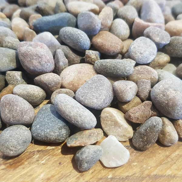 Pebbles8 Scottish Mini Pebbles 8-14mm Bulk Bag – Arbor Garden Solutions
