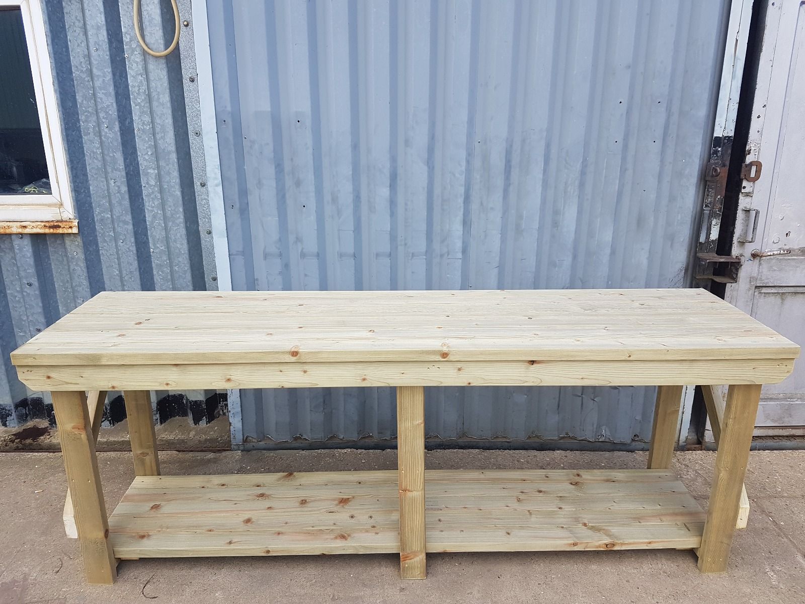 Work Bench Wooden Indoor / Outdoor Industrial Garage Table 